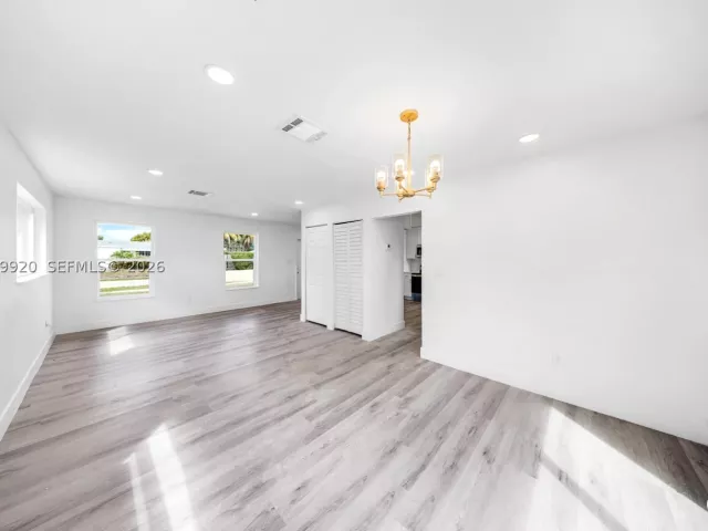 3-bedroom home for sale in Miami Gardens - 1260 NW 188th St - MondialRealty