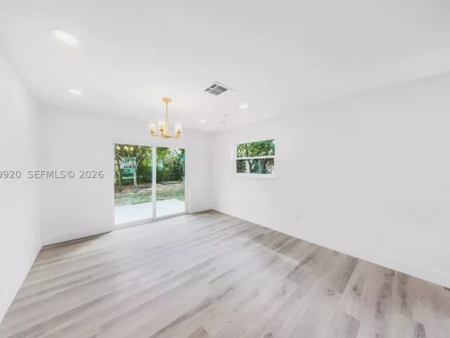 3-bedroom home for sale in Miami Gardens - 1260 NW 188th St - MondialRealty
