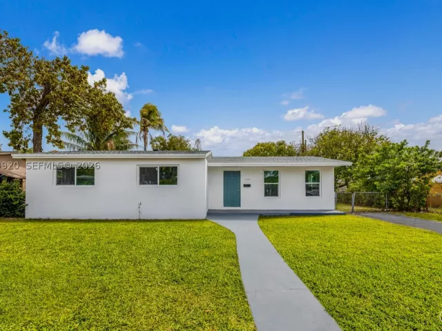 3-bedroom home for sale in Miami Gardens - 1260 NW 188th St - MondialRealty