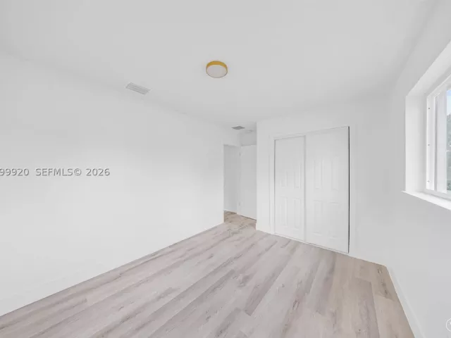 3-bedroom home for sale in Miami Gardens - 1260 NW 188th St - MondialRealty