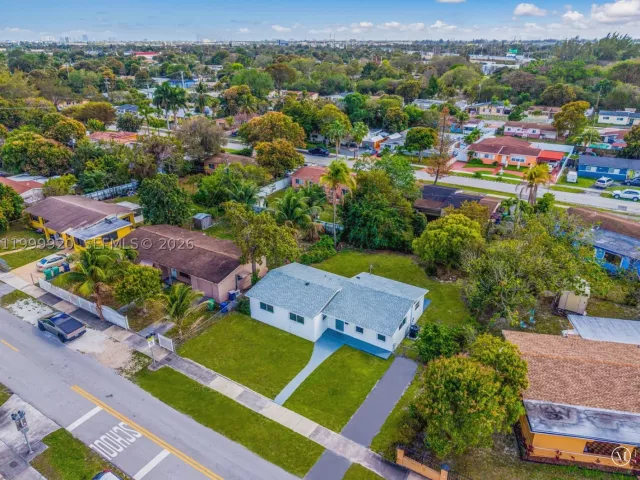 3-bedroom home for sale in Miami Gardens - 1260 NW 188th St - MondialRealty