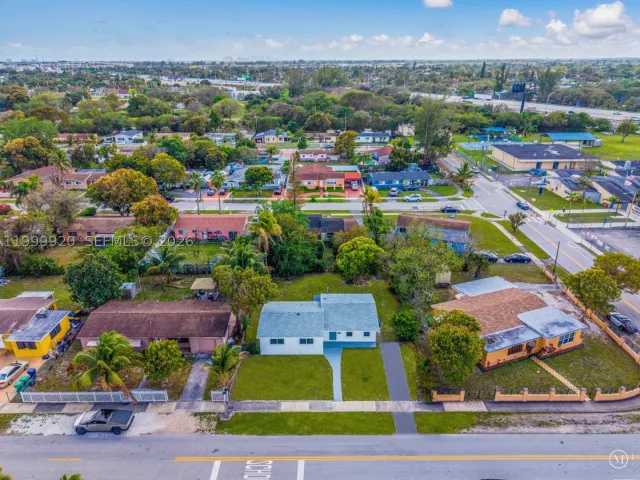3-bedroom home for sale in Miami Gardens - 1260 NW 188th St - MondialRealty