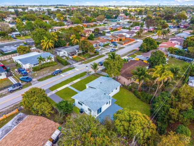 3-bedroom home for sale in Miami Gardens - 1260 NW 188th St - MondialRealty