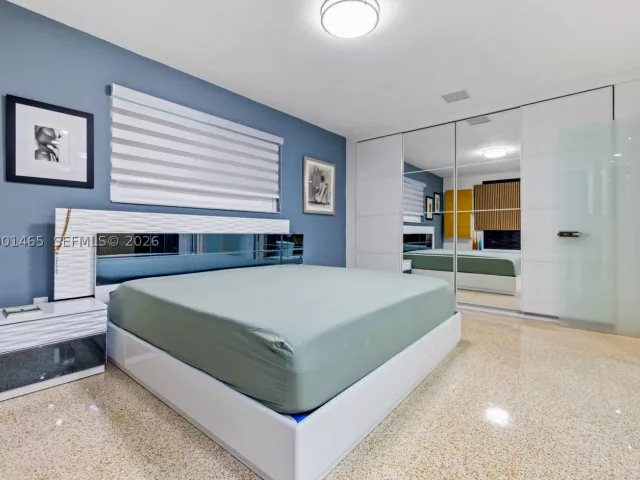 3-bedroom home for rent in Coral Gables - 2121 Red Rd 0 - MondialRealty