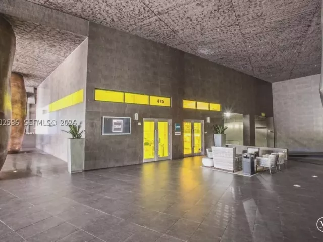 2-bedroom condo for sale in Miami - 485 Brickell Ave 4104 - MondialRealty