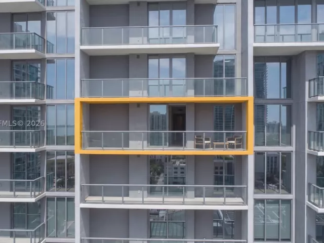 1-bedroom condo for sale in Miami - 68 SE 6th St 1106 - MondialRealty