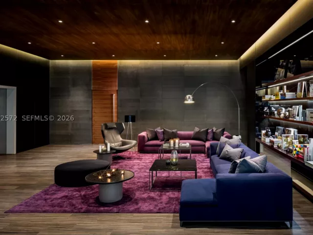 1-bedroom condo for sale in Miami - 68 SE 6th St 1106 - MondialRealty