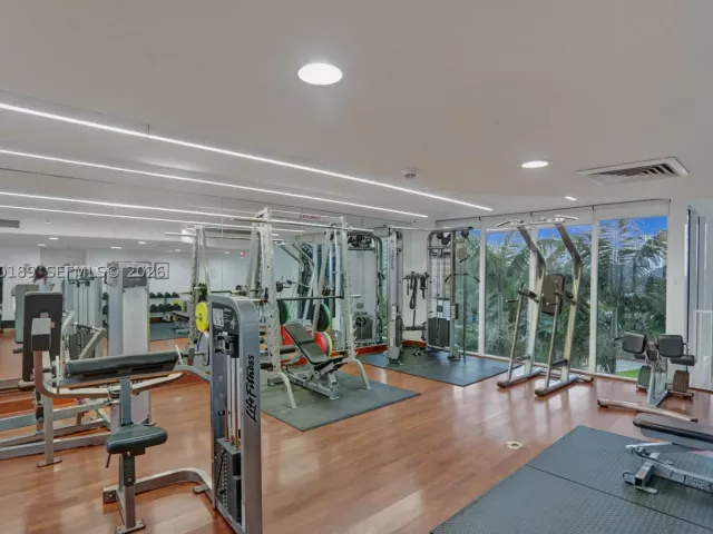 3-bedroom condo for sale in Sunny Isles Beach - 19111 Collins Ave 2703 - MondialRealty