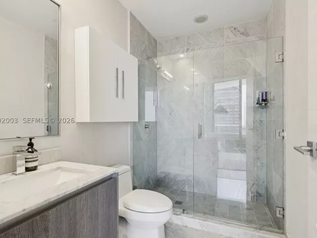 2-bedroom condo for sale in Miami - 801 S Miami Ave 4902 - MondialRealty
