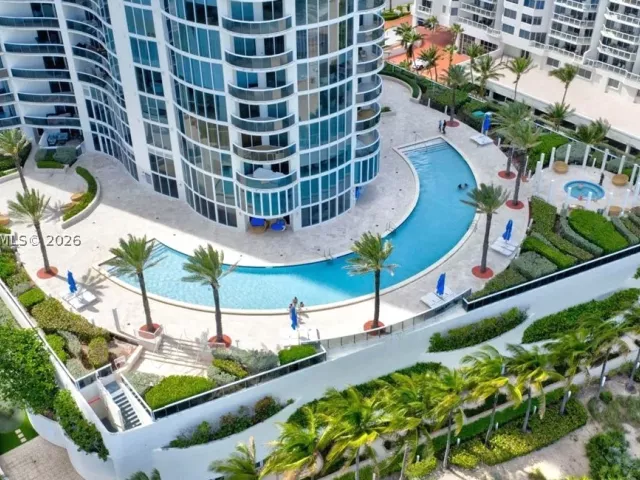 2-bedroom condo for sale in Sunny Isles Beach - 17201 Collins Ave 1107 - MondialRealty