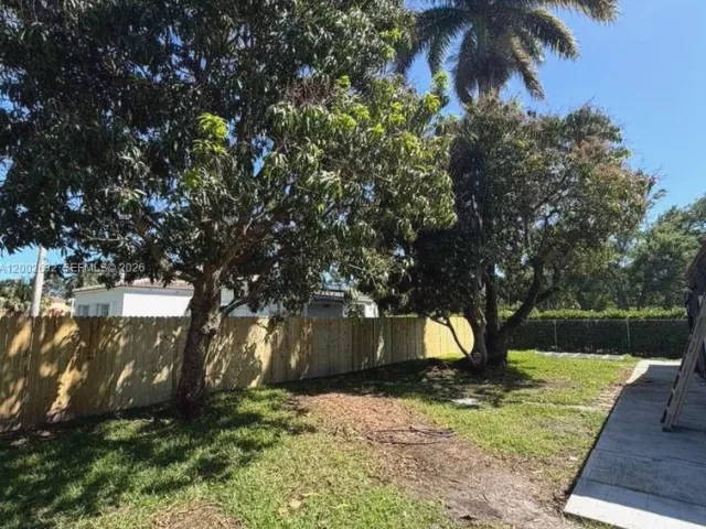 3-bedroom home for rent in Miami - 14240 S Biscayne River Rd 2 - MondialRealty