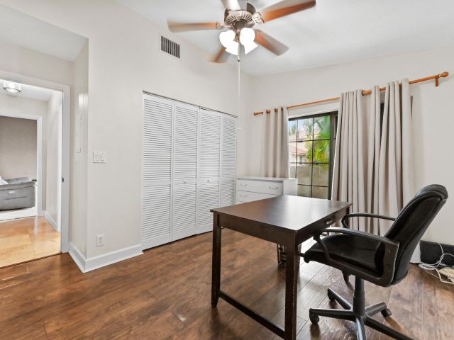 5-bedroom home for sale in Deerfield Beach - 263 NW 48th Avenue - MondialRealty