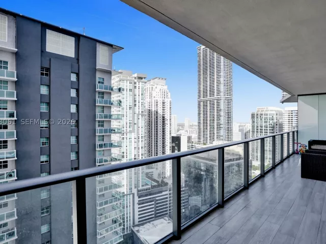 2-bedroom condo for sale in Miami - 1300 S Miami Ave 3111 - MondialRealty
