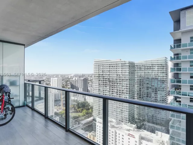 2-bedroom condo for sale in Miami - 1300 S Miami Ave 3111 - MondialRealty