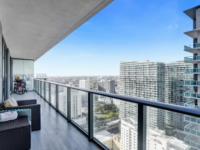 2-bedroom condo for sale in Miami - 1300 S Miami Ave 3111 - MondialRealty