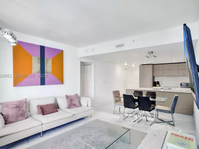 2-bedroom condo for sale in Miami - 1300 S Miami Ave 3111 - MondialRealty