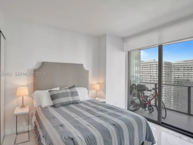 2-bedroom condo for sale in Miami - 1300 S Miami Ave 3111 - MondialRealty