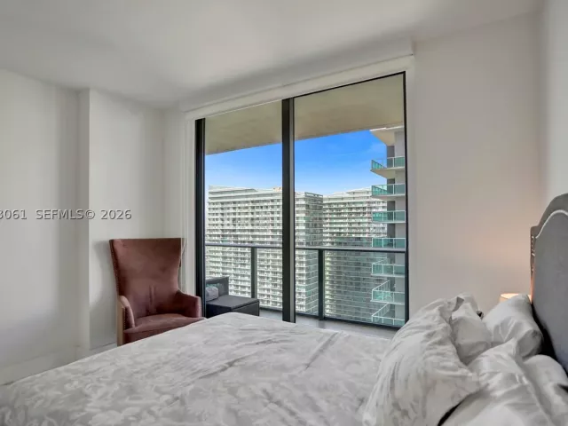 2-bedroom condo for sale in Miami - 1300 S Miami Ave 3111 - MondialRealty