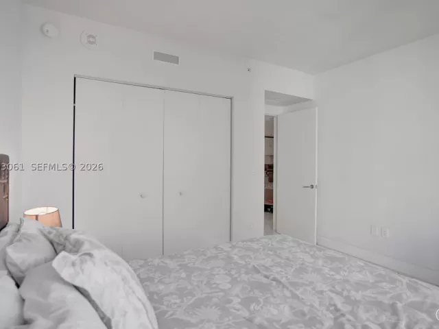 2-bedroom condo for sale in Miami - 1300 S Miami Ave 3111 - MondialRealty