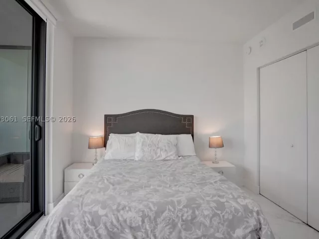 2-bedroom condo for sale in Miami - 1300 S Miami Ave 3111 - MondialRealty