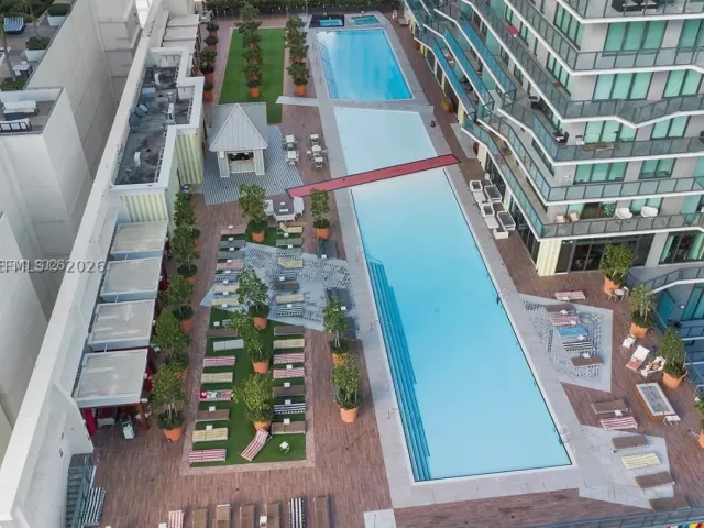 2-bedroom condo for sale in Miami - 1300 S Miami Ave 3111 - MondialRealty