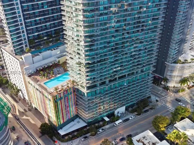 2-bedroom condo for sale in Miami - 1300 S Miami Ave 3111 - MondialRealty