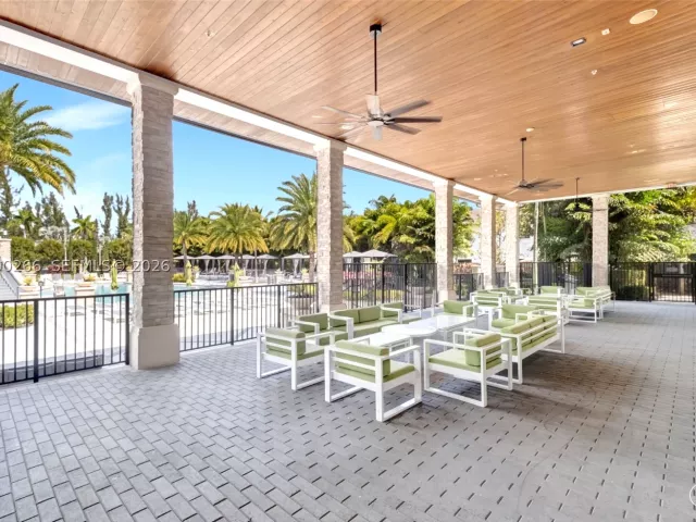 3-bedroom home for sale in Doral - 10467 NW 82nd St 11 - MondialRealty