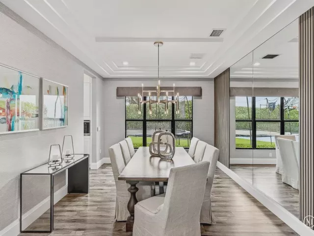 8-bedroom home for sale in Delray Beach - 16722 Cannes Street - MondialRealty