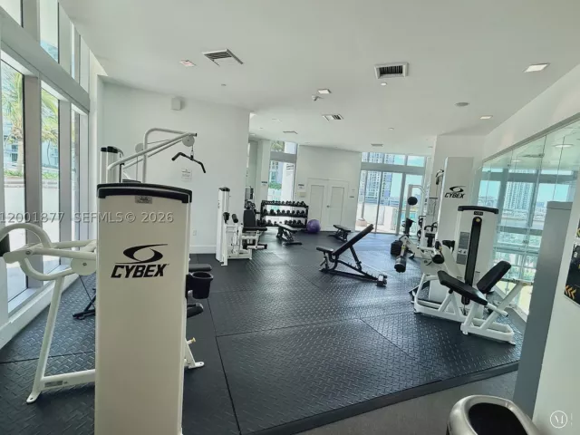 3-bedroom condo for sale in Miami - 350 S Miami Ave 1601 - MondialRealty