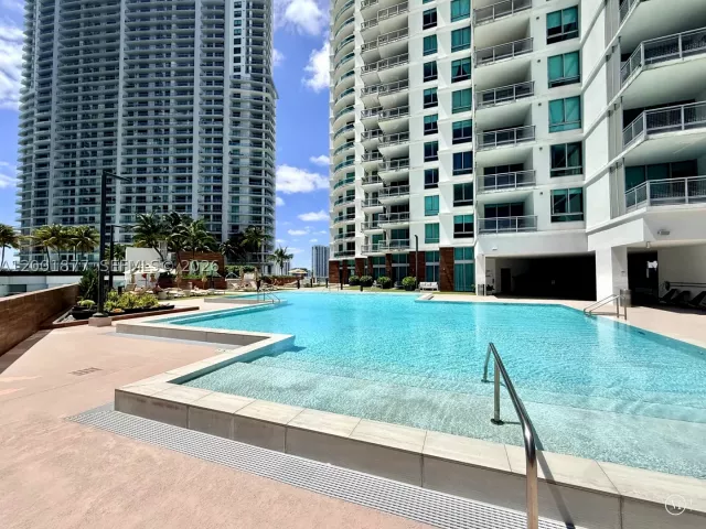 3-bedroom condo for sale in Miami - 350 S Miami Ave 1601 - MondialRealty