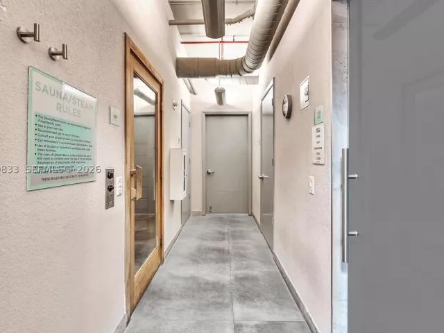 3-bedroom condo for sale in Aventura - 3029 NE 188th St 721 - MondialRealty