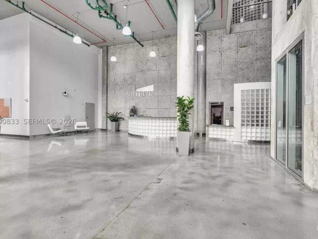 3-bedroom condo for sale in Aventura - 3029 NE 188th St 721 - MondialRealty