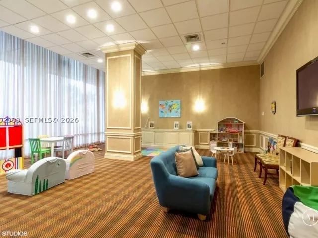 2-bedroom condo for sale in Aventura - 19707 Turnberry Way PH-D - MondialRealty
