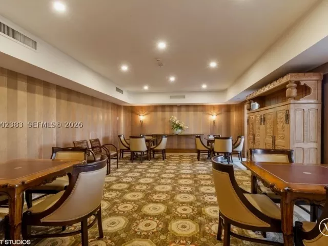 2-bedroom condo for sale in Aventura - 19707 Turnberry Way PH-D - MondialRealty