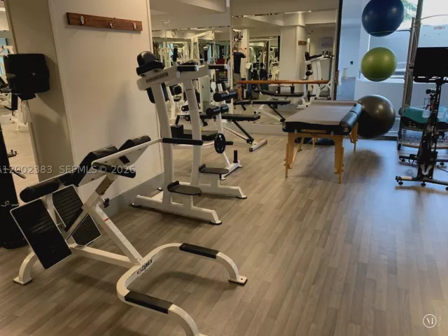 2-bedroom condo for sale in Aventura - 19707 Turnberry Way PH-D - MondialRealty
