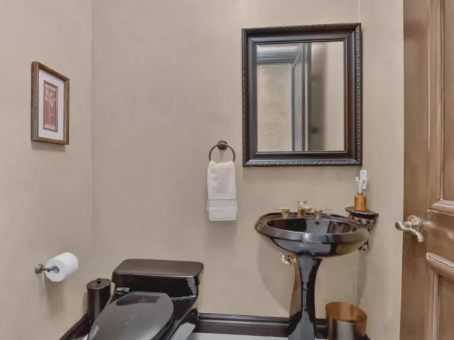 5-bedroom home for sale in Boca Raton - 19220 Fox Landing Drive - MondialRealty