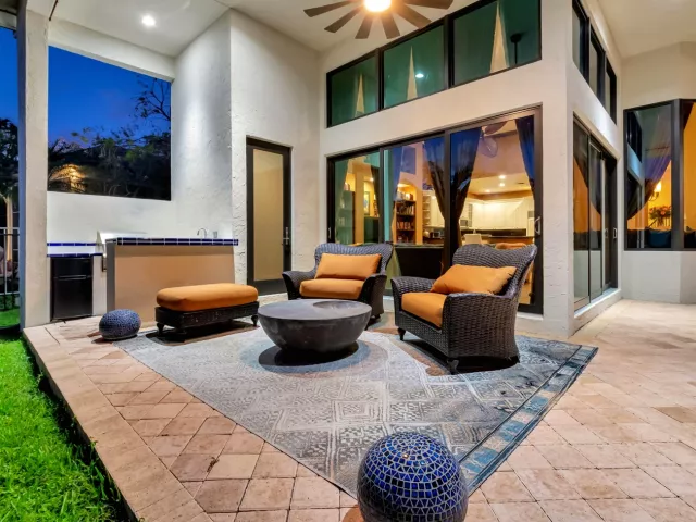 5-bedroom home for sale in Boca Raton - 19220 Fox Landing Drive - MondialRealty
