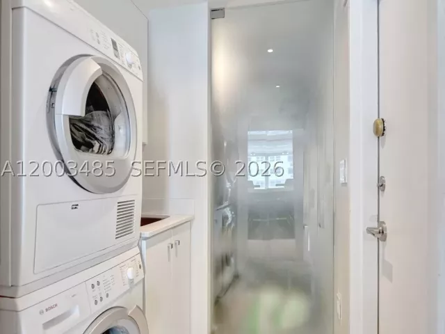 2-bedroom condo for sale in Hollywood - 2751 S Ocean Dr 908S - MondialRealty