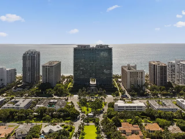 3-bedroom condo for sale in Bal Harbour - 10201 Collins Avenue 1803 - MondialRealty