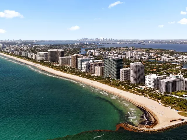 3-bedroom condo for sale in Bal Harbour - 10201 Collins Avenue 1803 - MondialRealty