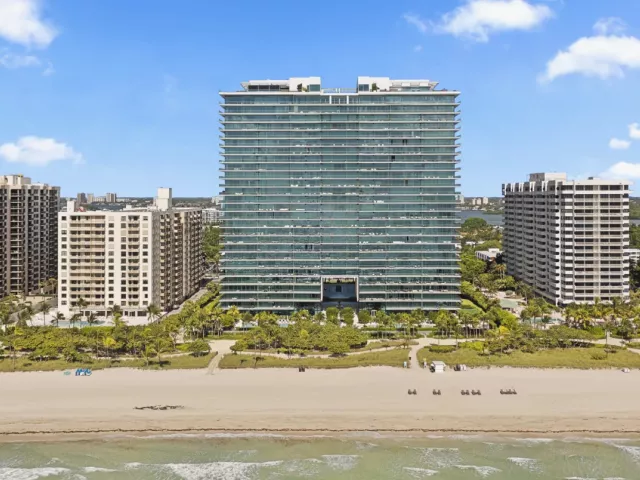 3-bedroom condo for sale in Bal Harbour - 10201 Collins Avenue 1803 - MondialRealty
