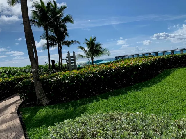 2-bedroom condo for rent in Sunny Isles Beach - 16711 Collins Ave 602 - MondialRealty