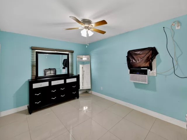 3-bedroom home for sale in West Palm Beach - 1020 Avon Road - MondialRealty