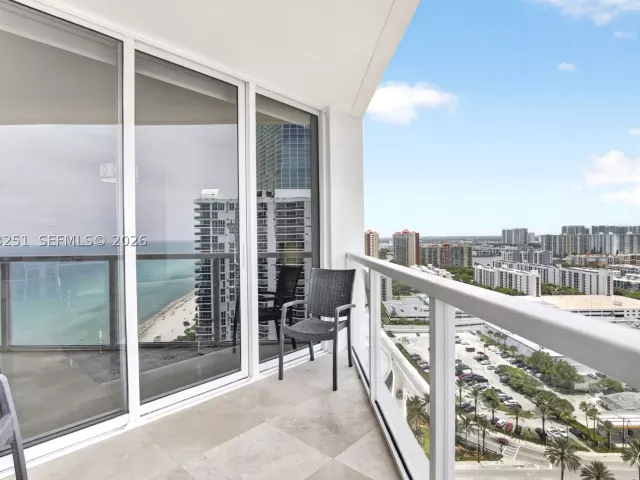 2-bedroom condo for sale in Sunny Isles Beach - 16699 Collins Ave 2404 - MondialRealty