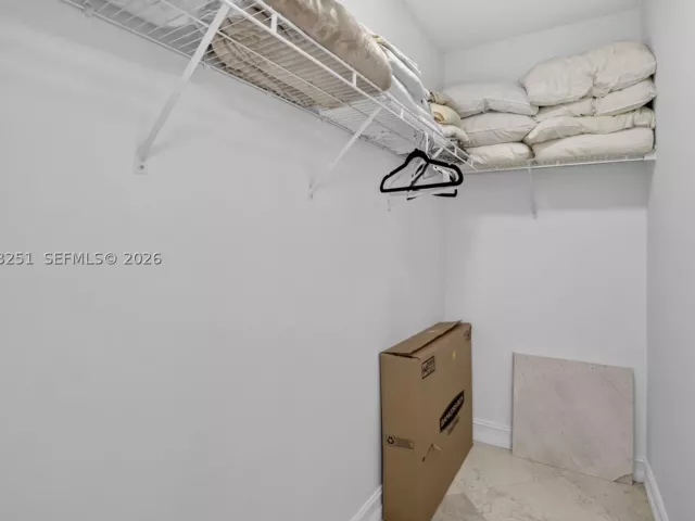 2-bedroom condo for sale in Sunny Isles Beach - 16699 Collins Ave 2404 - MondialRealty