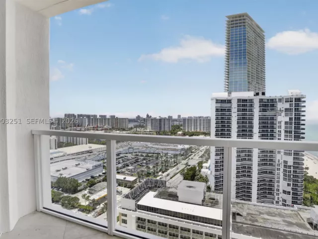 2-bedroom condo for sale in Sunny Isles Beach - 16699 Collins Ave 2404 - MondialRealty