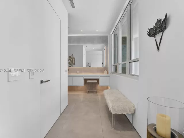 3-bedroom condo for sale in Miami - 801 Brickell Key Blvd PH3306 - MondialRealty
