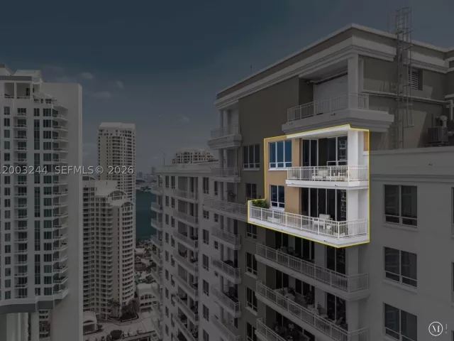 3-bedroom condo for sale in Miami - 801 Brickell Key Blvd PH3306 - MondialRealty