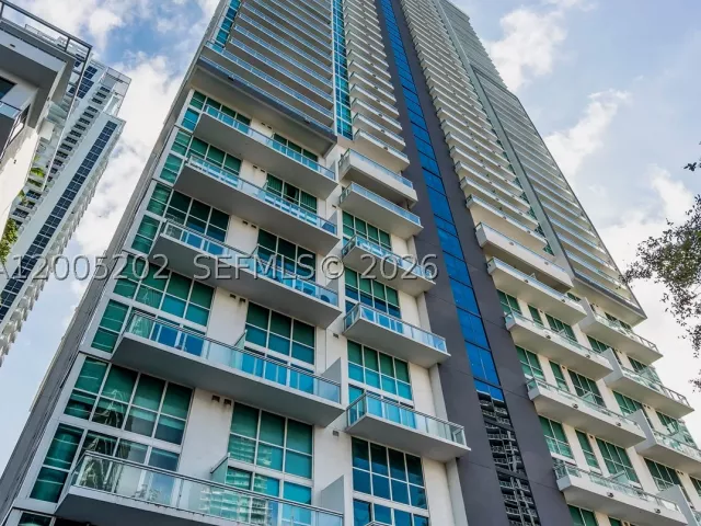 2-bedroom condo for rent in Miami - 1080 Brickell Ave 2601 - MondialRealty