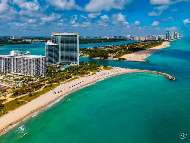 condo for sale in Bal Harbour - 10275 Collins Ave 1502 - MondialRealty